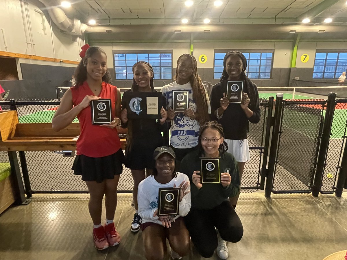 ACHS_Boosters's tweet photo. What better way to wrap up a successful season than playing team pickleball? @ACHS_CHARGER_VB celebrated in style! All-District Award winners also received their official plaques and certificates. Congratulations on a successful season! 🩵🏐⚡️ https://t.co/9ODnBcW7Vs