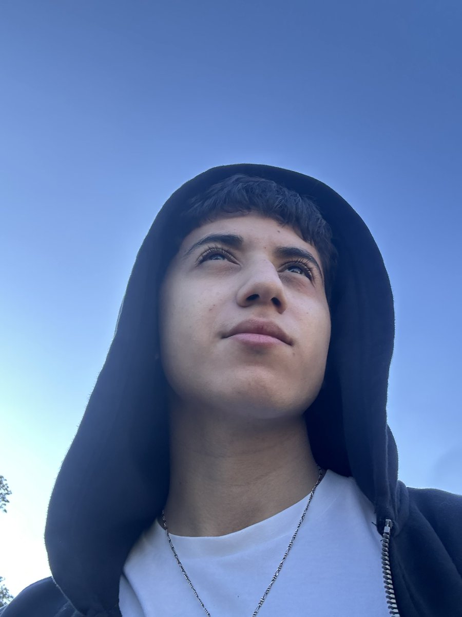 sammywowpro's tweet photo. j be thinkin n shi https://t.co/Dxas9Mvnyt