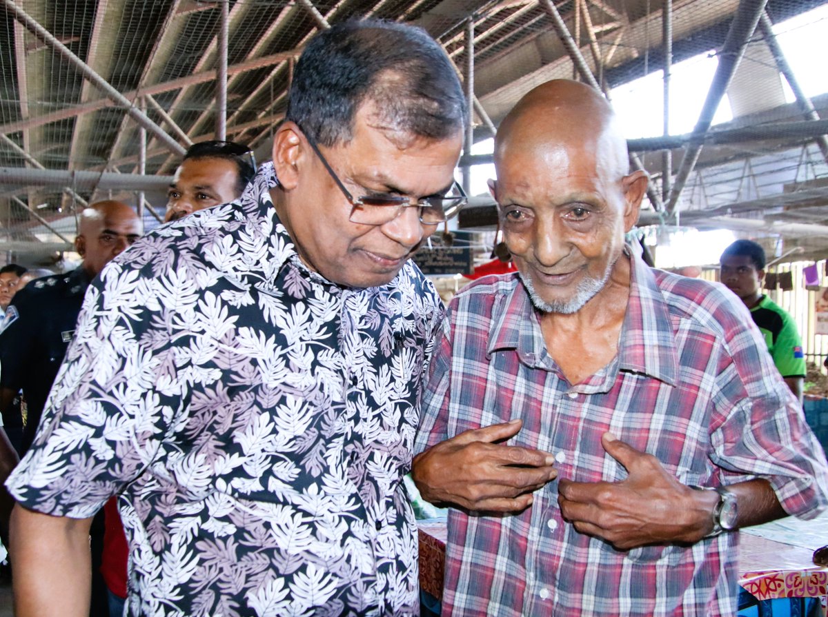 bimanprasad's tweet photo. Awesome connecting with hardworking vendors in Lautoka! Supporting local farmers &amp; SMEs is key to building a stronger economy. Let’s work together for a brighter future! 🌱🤝#SupportLocal #Lautoka #SMEs #StrongerTogether @FijiGovernment https://t.co/ZIMdHNuGIM