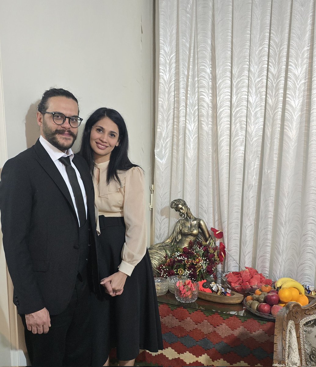 Atidooni's tweet photo. و این بود پایان تمام استرس‌های این هفته!
💍❤️ @_black_wingss https://t.co/hXdaoVECyW