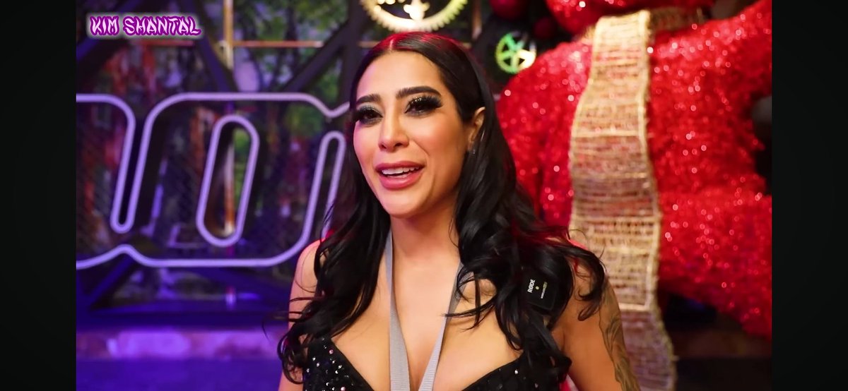 MiriMelisa's tweet photo. Wey no mames🥲 de verdad que chingona eres realmente t quitabm tu luz y aunque es un  segundo lugar es un triunfo como si fuera el primer lugar de verdad te admiro eres una chingona @kimshantalll me quede sin palabras mujer exitosa calland bocas sin hablar 💗 https://t.co/CJVfSPDE2x