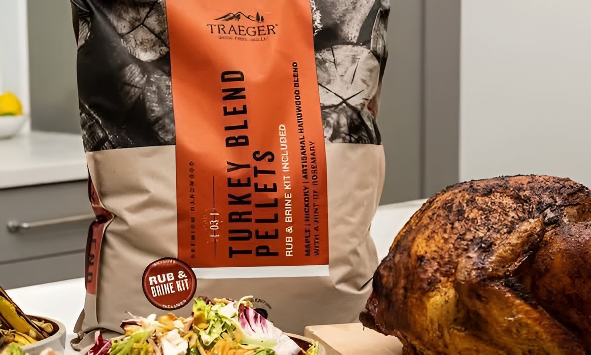 BarbecueCountry's tweet photo. Turkey Blend Hardwood Pellet + Orange Brine Kit Limited Edition

Cook the perfect Christmas turkey with Traeger's Turkey Blend pellets – a premium mix of Maple, Hickory, and a touch of Rosemary. https://t.co/G6hh5eGcpd