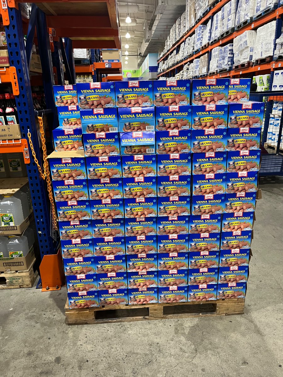 JCameronIV's tweet photo. @TheLapsedFan 15,552 cans of viennas in Manila, Philippines. https://t.co/2lkAn2YM4s