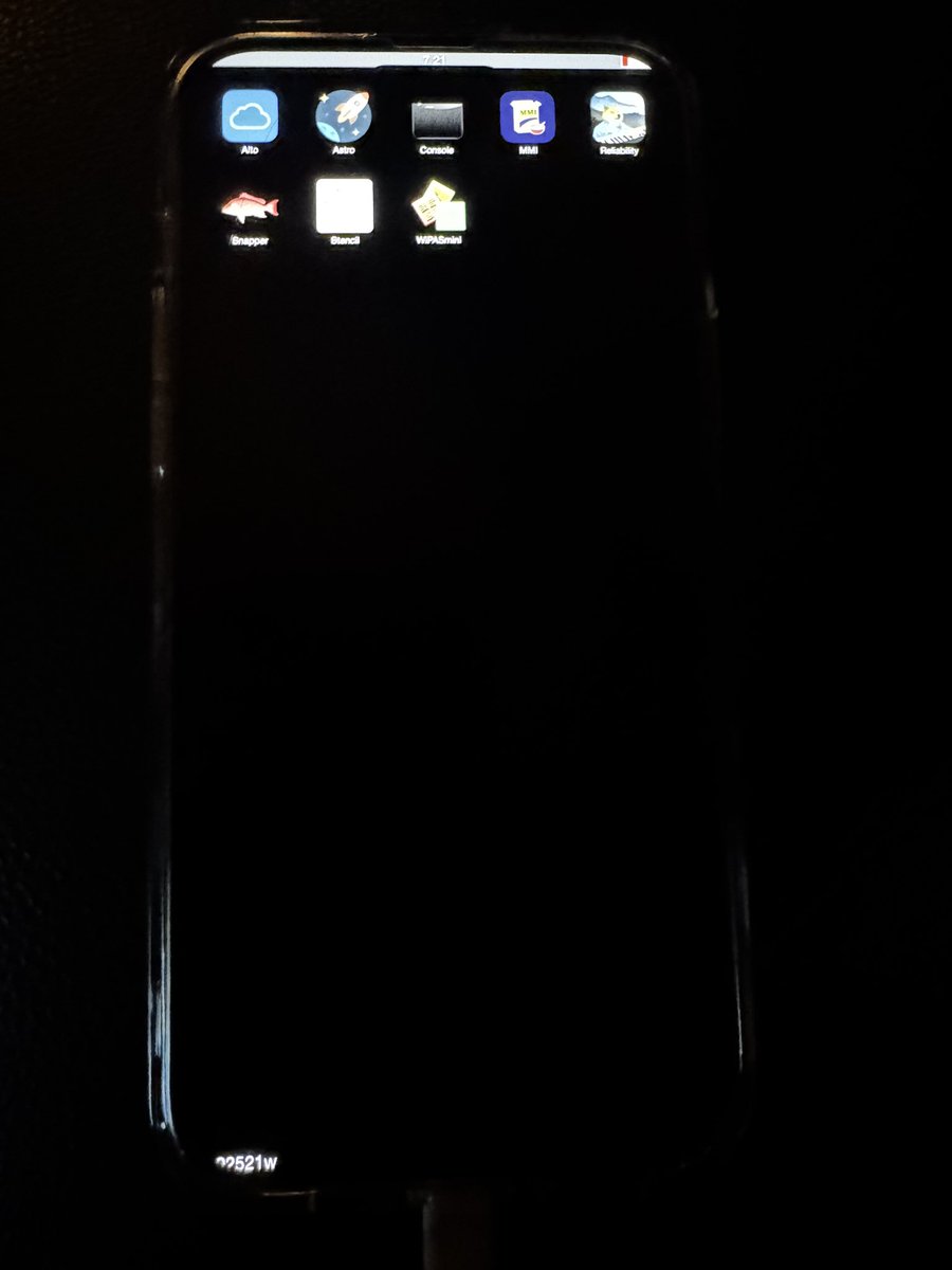 iPhone 15 Plus Prototype (logic board) running iOS 17.0 NonUI 21A92521w ( #appleinternal )