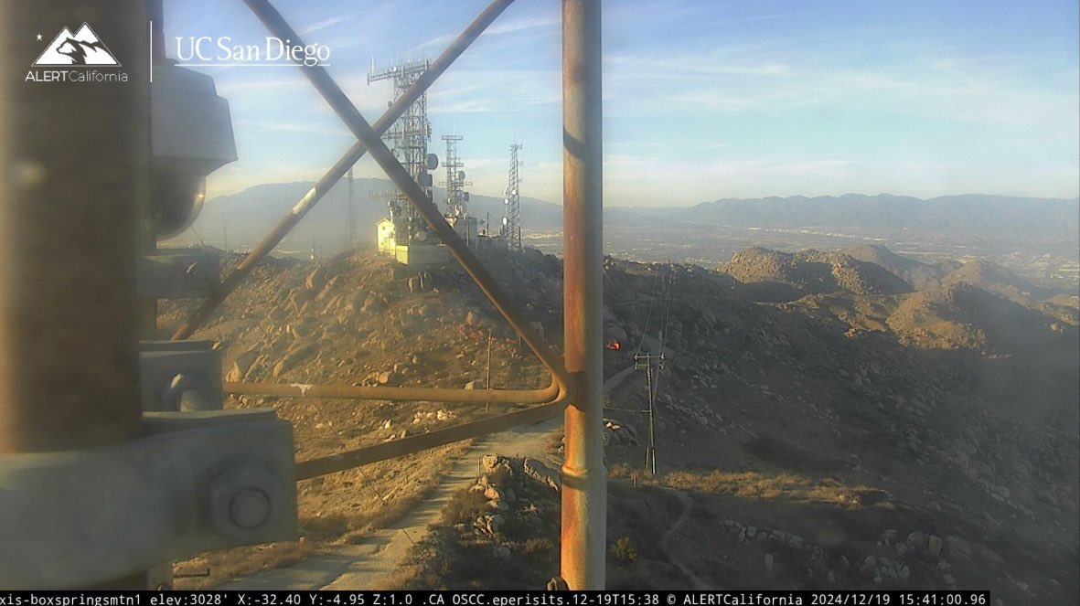 firevalleyphoto's tweet photo. New start in Moreno Valley quarter acre not doing much https://t.co/jlohSJh1Mb