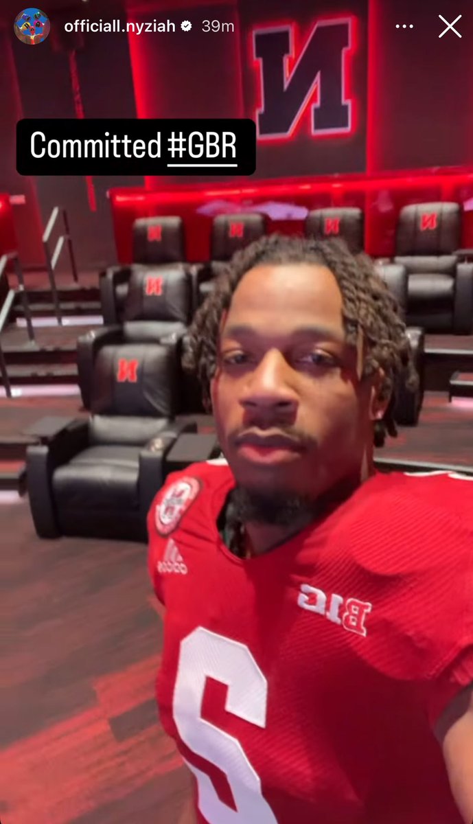 HuskersTalk's tweet photo. Looking good in red @nyziahHunter3 https://t.co/2RvwhmVST5