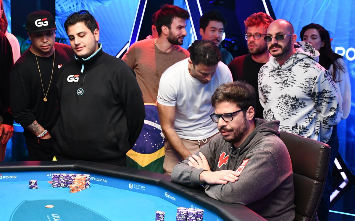 Winamax Poker 🔞 (@winamax) on Twitter photo 🥉 La 3e place pour <a href="/Mustacchione/">Mustapha Kanit</a> ! Poussé à tapis par Marcelo Aziz avec 98s, il paye avec A3s, le 8 river met fin à ses ambitions. Il empoche le plus gros gain de sa carrière avec 3 600 000 $. 😭 🥉 La 3e place pour <a href="/Mustacchione/">Mustapha Kanit</a> ! Poussé à tapis par Marcelo Aziz avec 98s, il paye avec A3s, le 8 river met fin à ses ambitions. Il empoche le plus gros gain de sa carrière avec 3 600 000 $. 😭