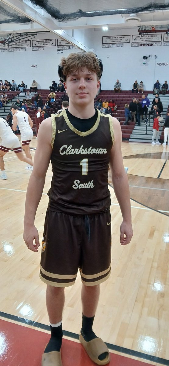 Ray Teodora (@rayteodora1) on Twitter photo <a href="/crabbyyoung/">Rasaun Crabby Young</a> <a href="/SouthViking/">VIKING NATION</a> <a href="/htown_huskies/">Harrison Athletics</a> <a href="/malikgasper13/">Malik gasper</a> <a href="/NRHSBBasketball/">NRHSBasketball</a> Final:
<a href="/NRHSBBasketball/">NRHSBasketball</a> 67, <a href="/SouthViking/">VIKING NATION</a> 44
📸<a href="/malikgasper13/">Malik gasper</a> led the way w/27pts, Justin Cohen 11 & Bryce Seward 10.
For Clarkstown South:
Sophomore No. 1 Elijah Lavallee w 14 team high Pts in the loss.
The Huguenots advance to the Chip on Saturday at 1pm vs W of Harrison/Pelham <a href="/crabbyyoung/">Rasaun Crabby Young</a> <a href="/SouthViking/">VIKING NATION</a> <a href="/htown_huskies/">Harrison Athletics</a> <a href="/malikgasper13/">Malik gasper</a> <a href="/NRHSBBasketball/">NRHSBasketball</a> Final:
<a href="/NRHSBBasketball/">NRHSBasketball</a> 67, <a href="/SouthViking/">VIKING NATION</a> 44
📸<a href="/malikgasper13/">Malik gasper</a> led the way w/27pts, Justin Cohen 11 & Bryce Seward 10.
For Clarkstown South:
Sophomore No. 1 Elijah Lavallee w 14 team high Pts in the loss.
The Huguenots advance to the Chip on Saturday at 1pm vs W of Harrison/Pelham