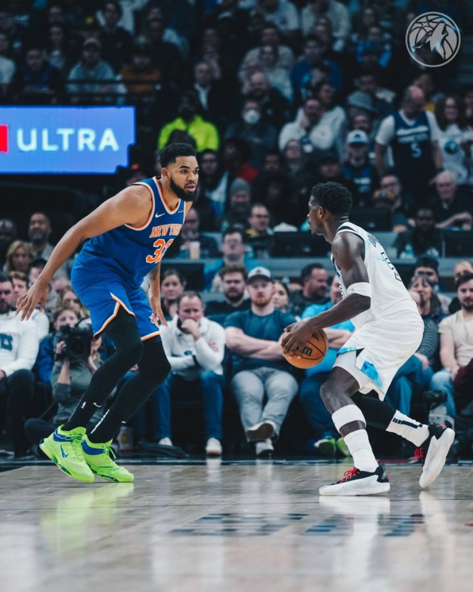 twolveschan's tweet photo. Weird. https://t.co/GK40PrpTaO
