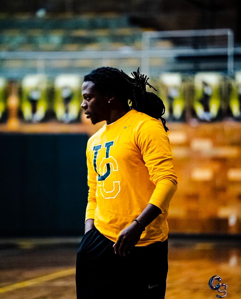 CoachKebo's tweet photo. Broke the meter when they let us in the buildin!! 

See yall Saturday @ Ritenour  vs Montgomery County 2:30pm #UTime #Lions 🦁 https://t.co/pP22qxS59A