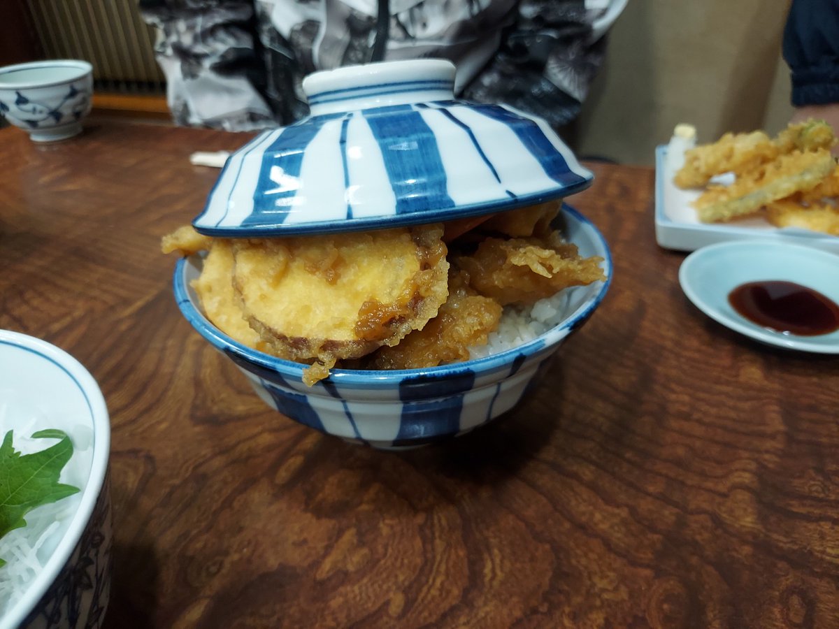 rssnishitokyo's tweet image. ＃田無　
＃末広　さん
いつ行っても美味しい末広さん
今日はカレイの焼き魚があまりにも美味しくて
いつもより時間をかけて味わいました😋
予約必須の末広さんのランチです
＃ランチ