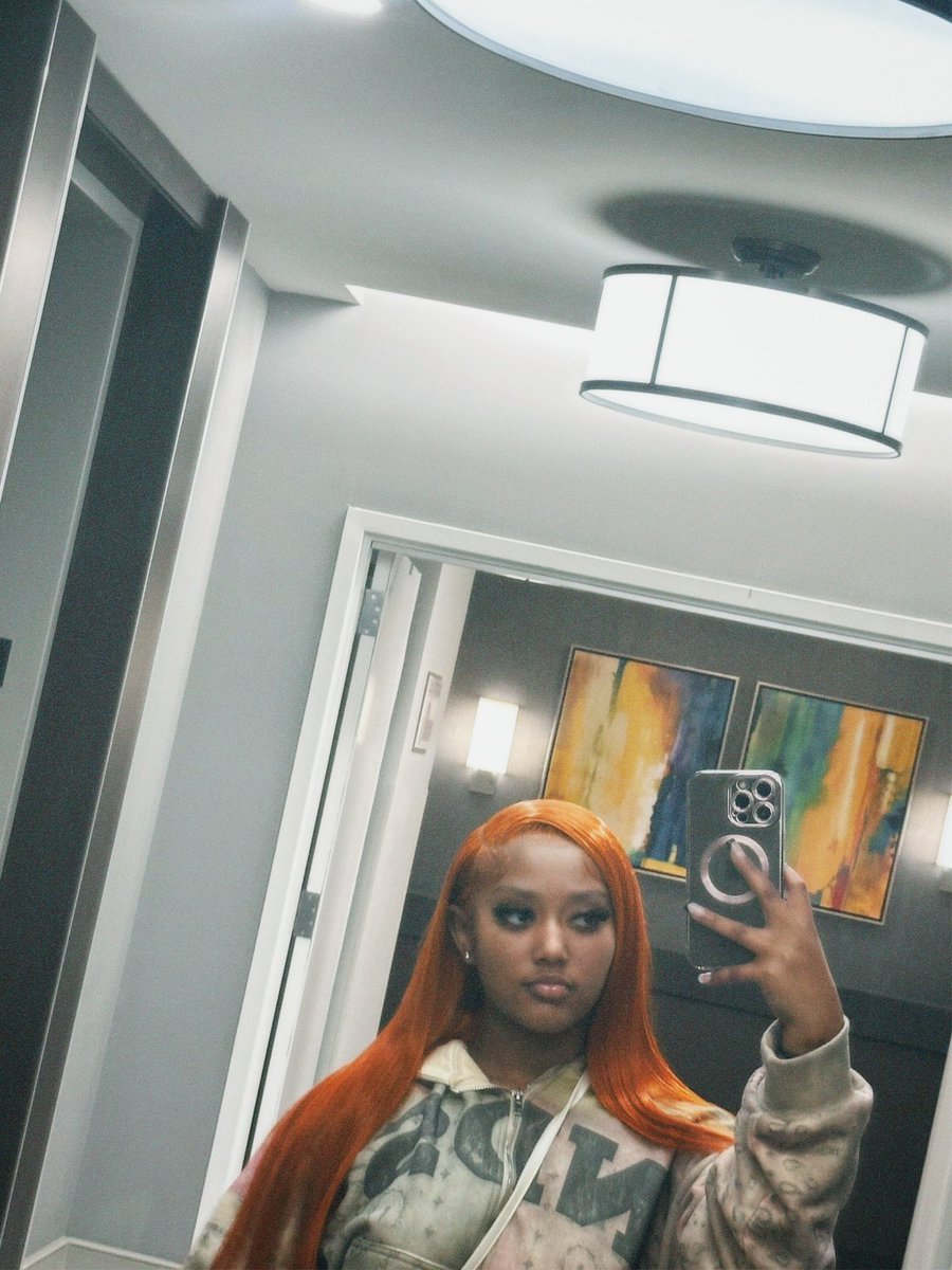 ariii2raw_'s tweet photo. i think ginger girlies do it best😍 https://t.co/0wx4hzsms9