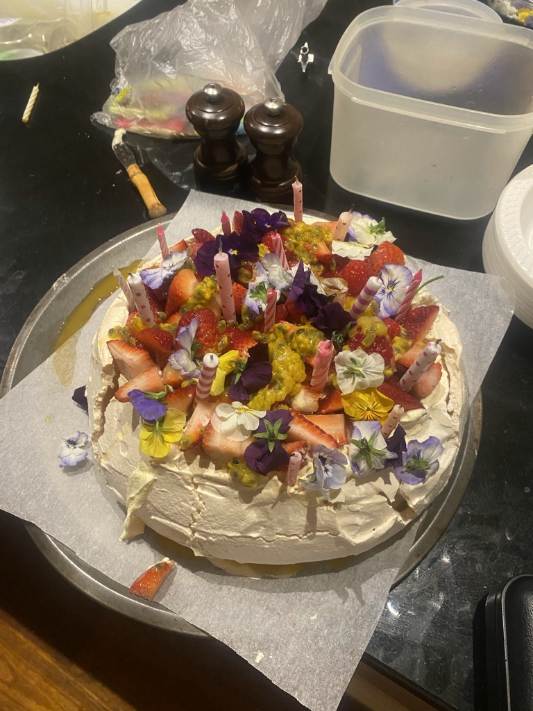 pjmpilled's tweet photo. just figured i would share my bday cake (my bday was in september lol) https://t.co/86UQD17h5g