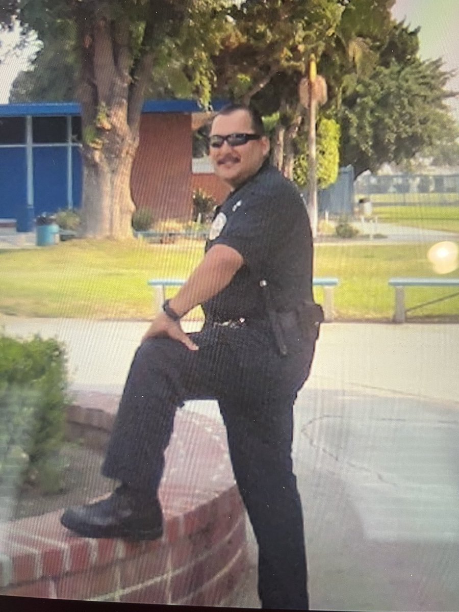 erspd's tweet photo. A little throw back Thursday. Today’s spotlight is Officer Flores. Photo on the left is his graduation from the police academy waaay back in 1997. And on the right, proudly serving the students and staff of El Rancho Unified since 1998. #erpride #erusd https://t.co/QJPqlM57h4