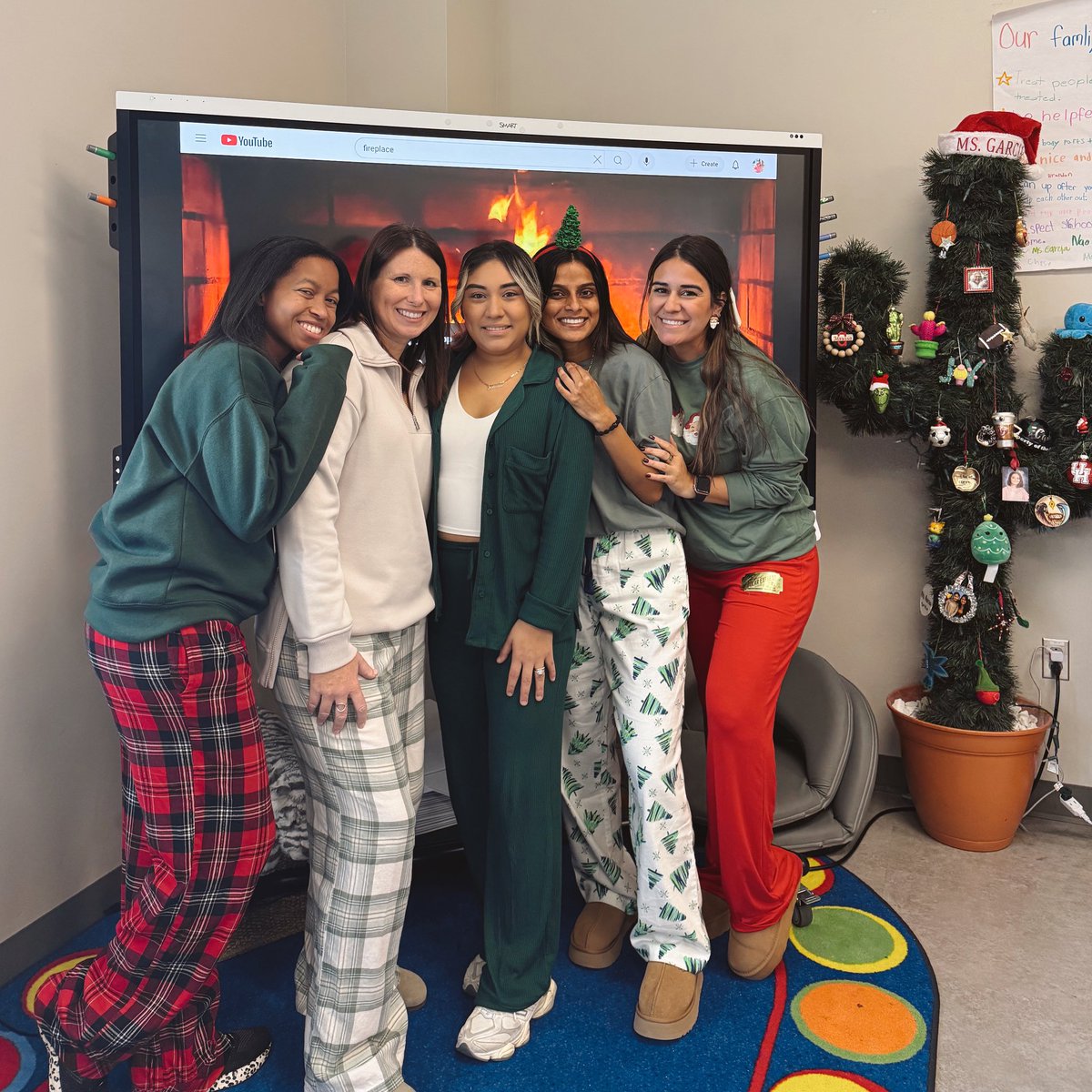 Marissa Garcia (@ms_garcia5) on Twitter photo Happy Holidays from your favorite third grade team. β¨ππ«ΆπΌ <a href="/FE_Fireflies/">Alyssa Ferguson Elementary</a> Happy Holidays from your favorite third grade team. β¨ππ«ΆπΌ <a href="/FE_Fireflies/">Alyssa Ferguson Elementary</a>