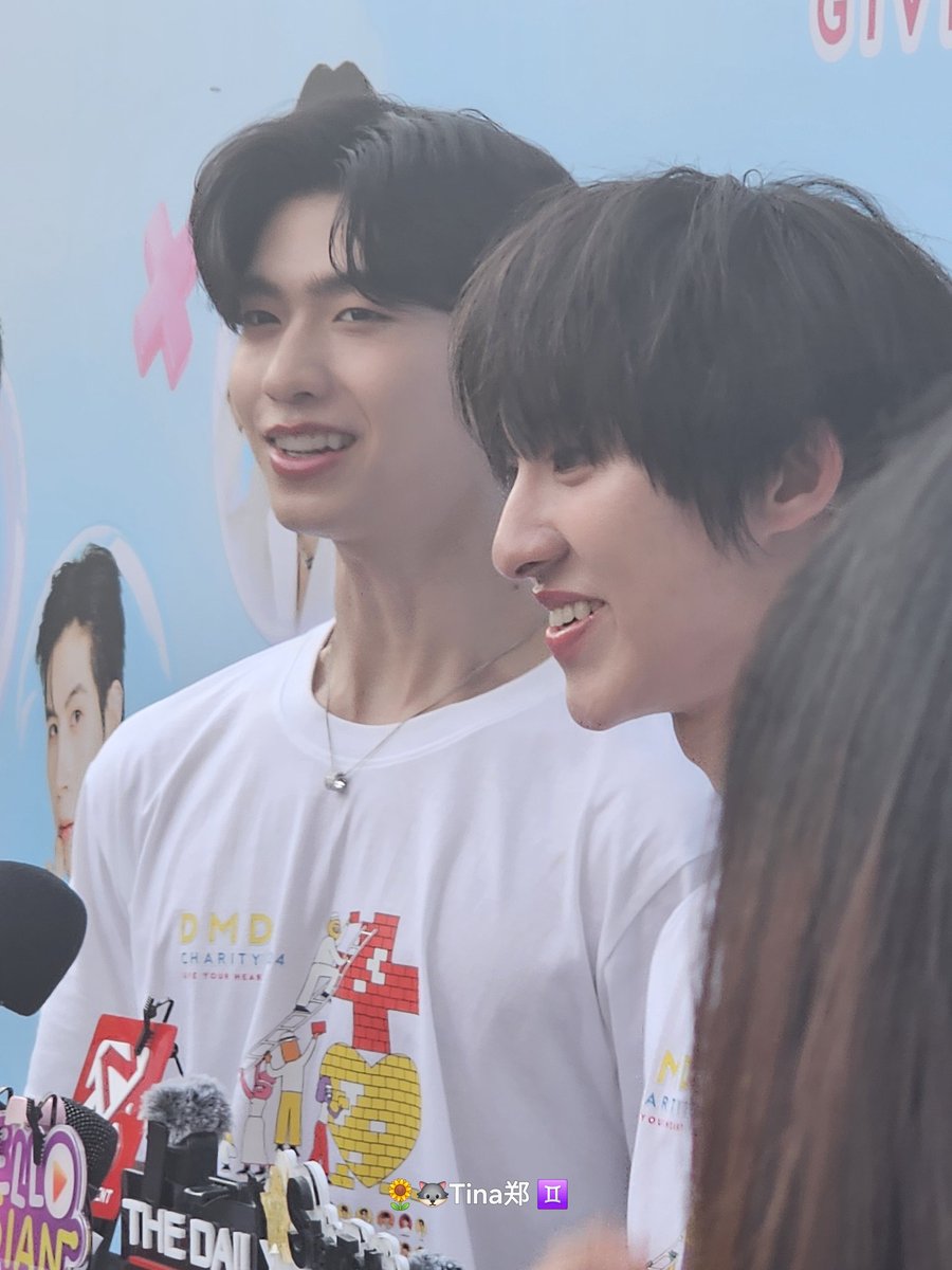 ZT_LYKYOU's tweet photo. 191224 Handsome and Narak💗🍭

#DMDCHARITY2024 #DOMUNDICharity
#ดูมันดิการกุศล #thomaskong

@tthomastc @kongjiro_ https://t.co/jx2kdA8rA9