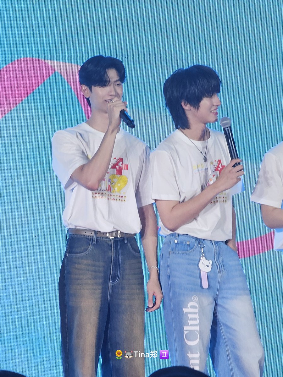 ZT_LYKYOU's tweet photo. 191224 Handsome and Narak💗🍭

#DMDCHARITY2024 #DOMUNDICharity
#ดูมันดิการกุศล #thomaskong

@tthomastc @kongjiro_ https://t.co/jx2kdA8rA9