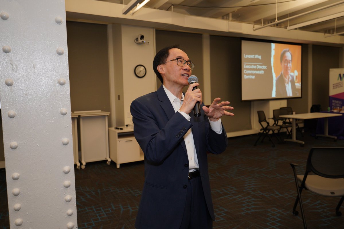 MACommSeminar's tweet photo. Huge thanks to everyone who joined us at the  Seminar's Civic Engagement Celebration &amp; Expo! With nearly 200 attendees and over 35 community organizations, we came together to celebrate the power of civic engagement and honor the incredible work being done across MA https://t.co/exC460mmKD
