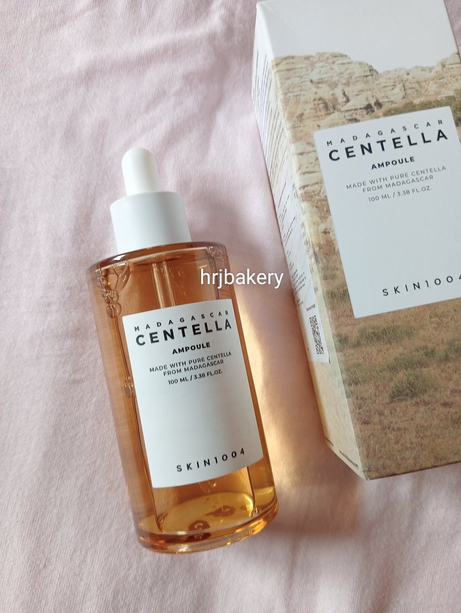 hrjbakery's tweet photo. 📌skin1004 centella Madagascar

aku skrg lg rutin pake rangkaian ini, bagus banget buat ngeredain jerawat, bruntusan, &amp; kemerahan. Beneran skincare korea hasilnya nampol banget🫵🏻😭💗

moist : https://t.co/cThNERqVns
ampoule:
https://t.co/ihNQyT9LTK
Toner:
https://t.co/9ffH4aWvTd https://t.co/9NKibsXMaj