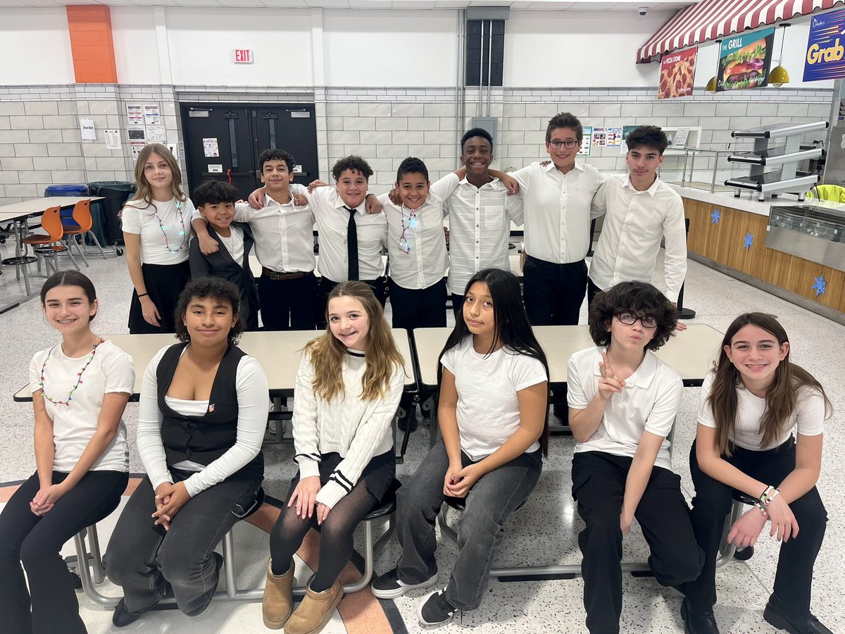 HHJuniorAviators tweet media