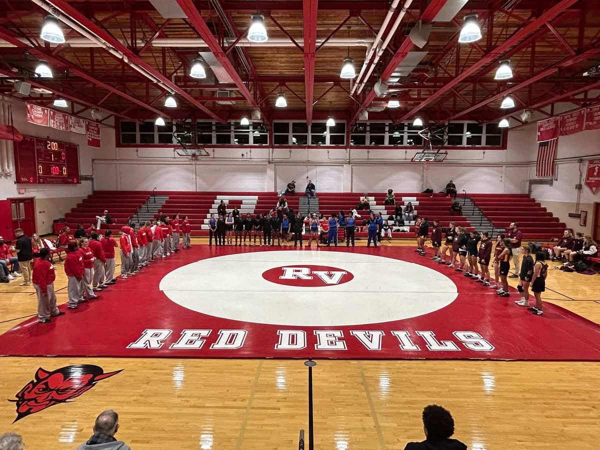 RVRHSWrestling's tweet photo. Varsity Girls vs Central &amp; BCIT Results 12/18/24:

The Red Devil Girls defeated BCIT 42-30 and fell to Central 42-30.

Undefeated:
- Emma Acampora
- Aubree Butler
- Ava Sweet
- Abby Dudley
- Jeveah Turner

J. Hancock &amp; A.McMullen each won a bout at the event!

#TEAM #Ladyhammers https://t.co/V7nRb7Z5Lo
