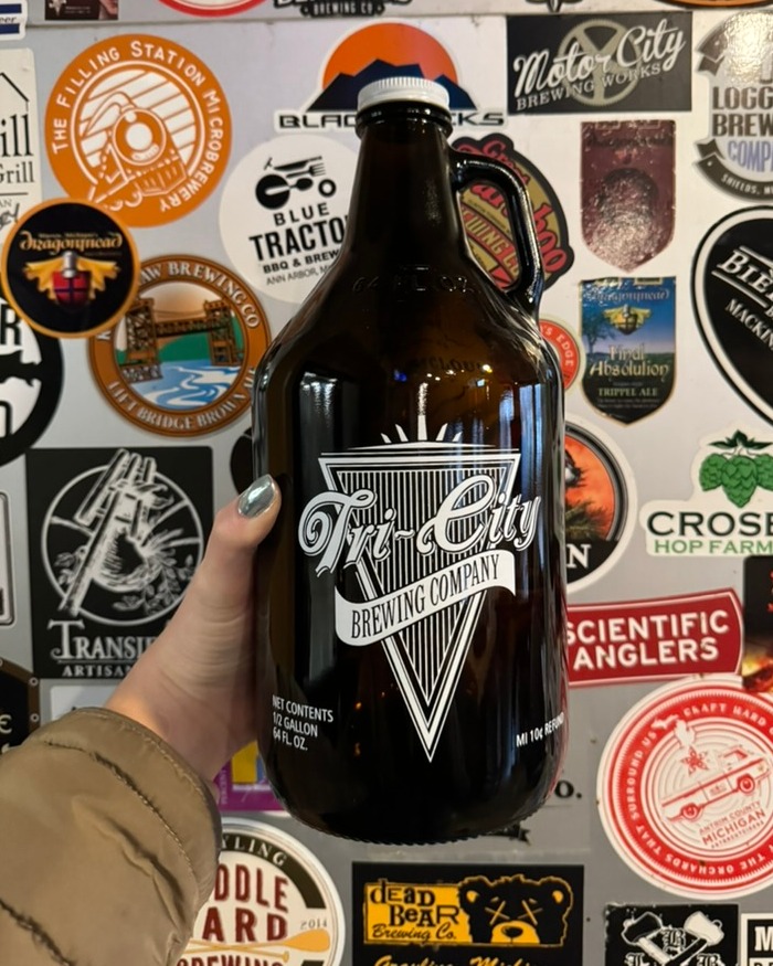 TriCityBrewing's tweet image. Shop local and sip happy! 🍻

#tricitybrewing #craftbeer #michiganmade