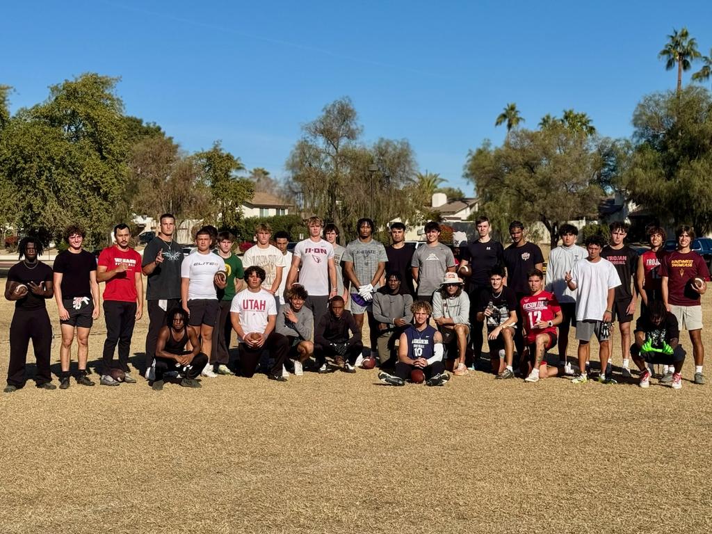 Mike Giovando (@elev8qbacademy) on Twitter photo Loaded group of talent today! We got some great work in! <a href="/Devonddampier/">Devon Dampier</a> <a href="/Luke_Haugo/">Luke Haugo</a> <a href="/NoahTrigueros/">Noah Trigueros</a> <a href="/angelf17_/">Angel Flores</a> <a href="/EthanTLane/">Ethan Lane</a> <a href="/rylanreyes16/">Rylan Reyes</a> <a href="/_elimanzanares/">Eli Manzanares</a> <a href="/AidanWelchman/">Aidan (Brouhard) Welchman 26 QB 6’5 210 @OTBElites</a> <a href="/cj_tiller/">CJ Tiller</a> <a href="/Charlie_LeVinus/">Charlie LeVinus</a> <a href="/CohillAndrew/">Andrew_Cohill</a> <a href="/Rober1Knorr_/">Robert Knorr 2025 QB</a> <a href="/GiordanHanks/">GioHanks✞</a> <a href="/HaskellWilliam4/">Will Haskell Jr</a> <a href="/quarterbackmag/">Quarterback Magazine</a> Loaded group of talent today! We got some great work in! <a href="/Devonddampier/">Devon Dampier</a> <a href="/Luke_Haugo/">Luke Haugo</a> <a href="/NoahTrigueros/">Noah Trigueros</a> <a href="/angelf17_/">Angel Flores</a> <a href="/EthanTLane/">Ethan Lane</a> <a href="/rylanreyes16/">Rylan Reyes</a> <a href="/_elimanzanares/">Eli Manzanares</a> <a href="/AidanWelchman/">Aidan (Brouhard) Welchman 26 QB 6’5 210 @OTBElites</a> <a href="/cj_tiller/">CJ Tiller</a> <a href="/Charlie_LeVinus/">Charlie LeVinus</a> <a href="/CohillAndrew/">Andrew_Cohill</a> <a href="/Rober1Knorr_/">Robert Knorr 2025 QB</a> <a href="/GiordanHanks/">GioHanks✞</a> <a href="/HaskellWilliam4/">Will Haskell Jr</a> <a href="/quarterbackmag/">Quarterback Magazine</a>
