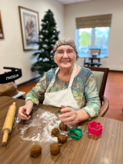 AgeCareCanada's tweet image. Christmas spirit is in full swing at AgeCare Queen’s Garden (Hamilton, ON)! 🍪✨ Pictured are our residents enjoying a festive baking session earlier this month. ❤️

#longtermcarehome #agecareculture #holidaybaking