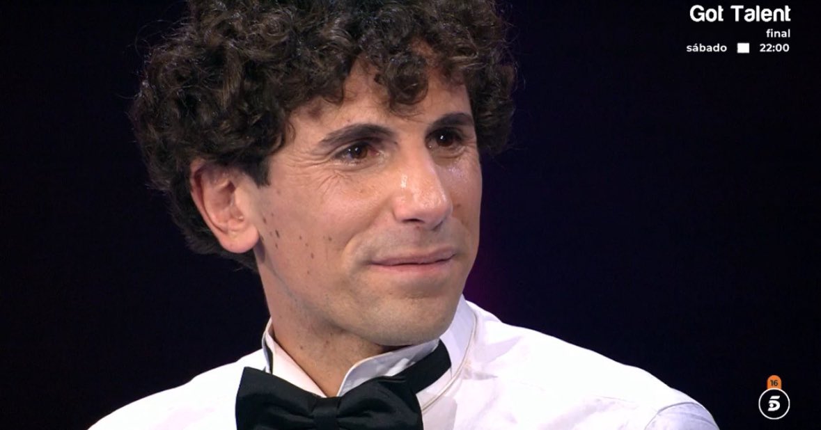 Esta será recordada como la mayor injusticia de Gran Hermano de la historia.

A mi me da igual que gane Juan. Lo que me da pena es que esta vez Óscar tampoco haya podido ganar y encima por culpa de las que se hacían llamar sus amigas. El “utiliza a Óscar” solo era la punta del