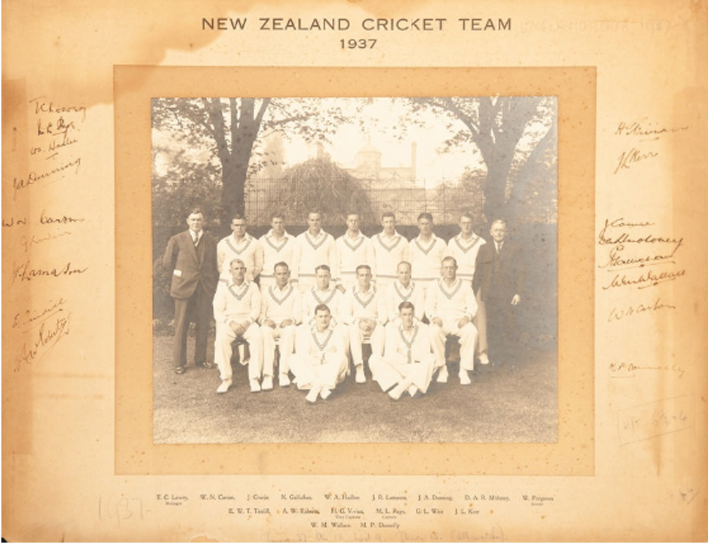 #BornToday: Jack Kerr OBE (1910-2007), former New Zealand <a href="/BLACKCAPS/">BLACKCAPS</a> and <a href="/CanterburyCrick/">Canterbury Cricket</a> opener.
Photo: NZ Cricket Team, 1937, Collection of NZCM