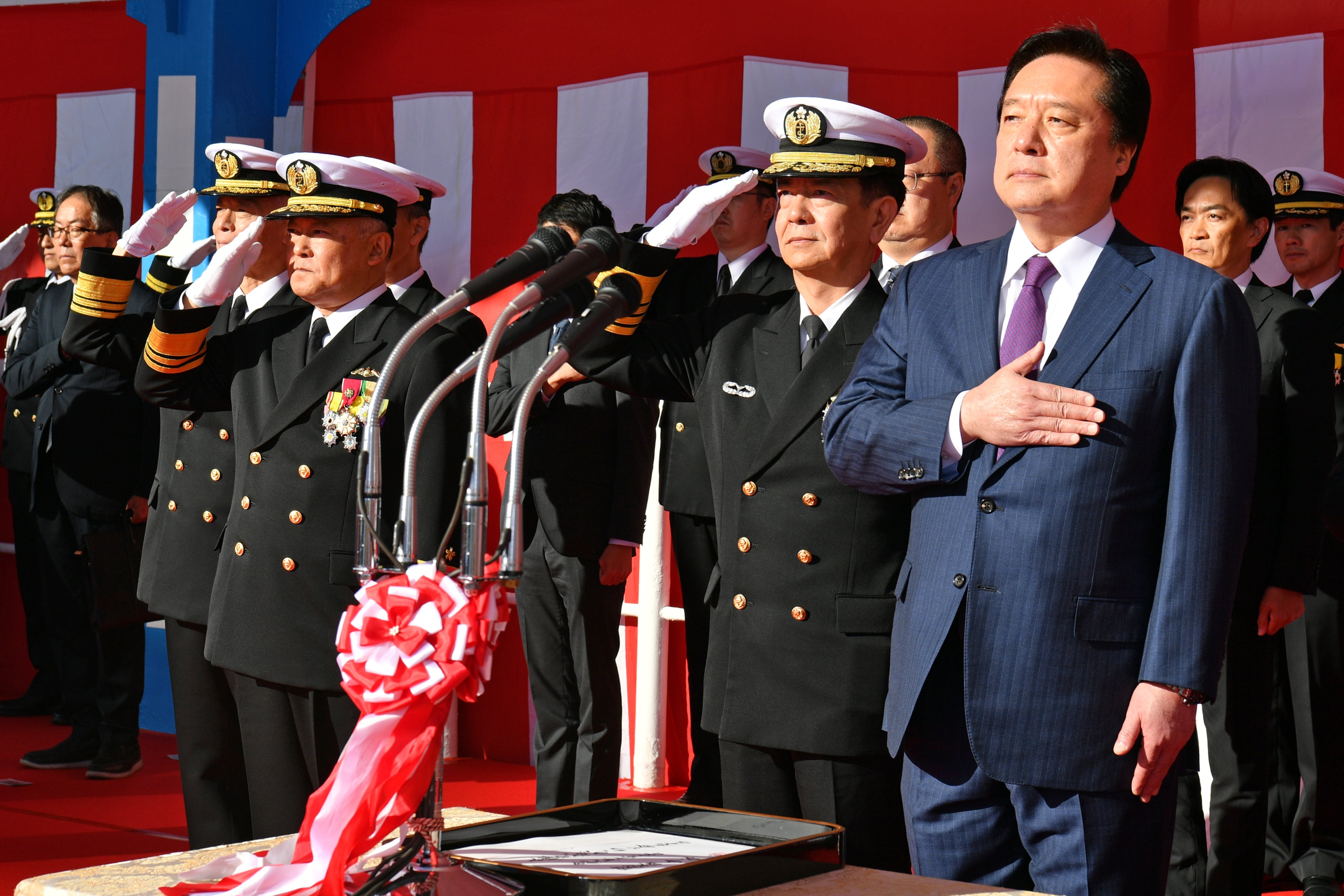 海上自衛隊佐世保地方総監部【公式】 on X: 海上自衛隊佐世保地方総監部【公式】 on X: