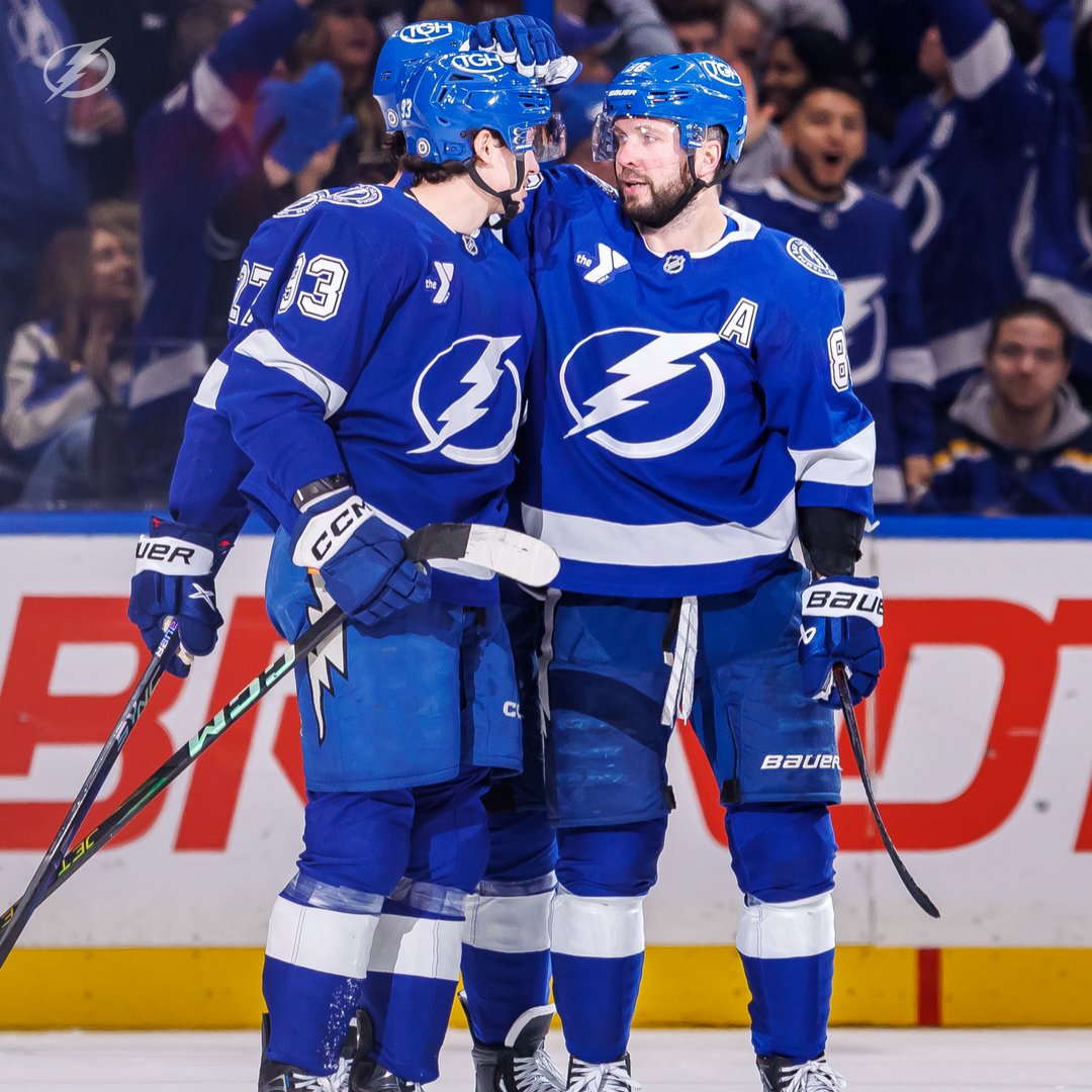 TBLightning's tweet photo. A picture perfect shot for Gage's first NHL goal 👏 https://t.co/sYBRk8aaRG