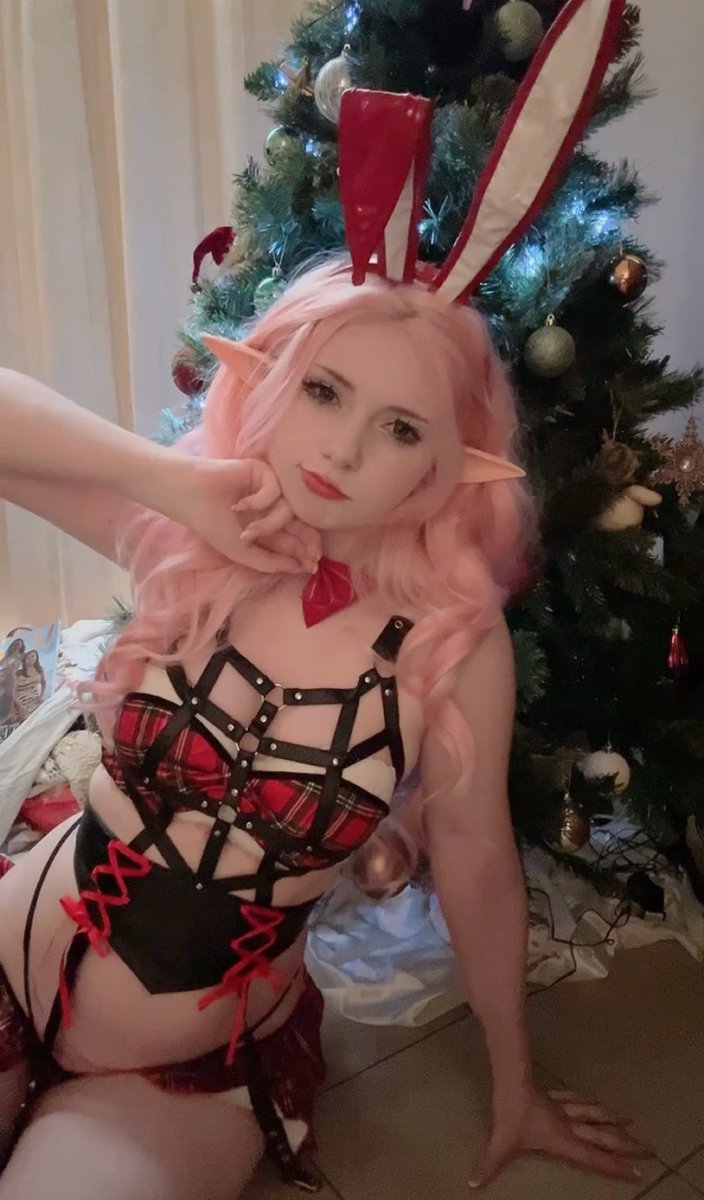Elefire_the_elf's tweet photo. merry crimnus 

250rts n ill turn around 🫡 https://t.co/T4vIVr2kYB