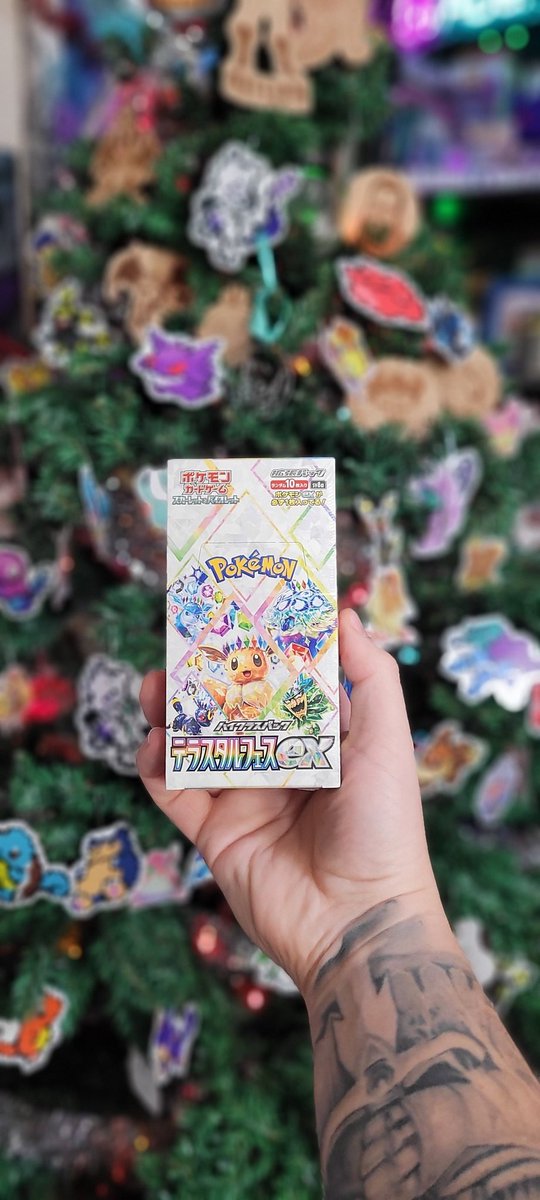 Live at 6pm PST for EMO NITE GIVEAWAYS! Make sure to get into our Christmas giveaway where 3 masterset and over $6,000 of Pokémon Product will be given away! Twitch-ADarkLegacy, thanks <a href="/SakurasCardShop/">🌸Sakuras Card Shop🌸</a> let's see what these boxes are holding!