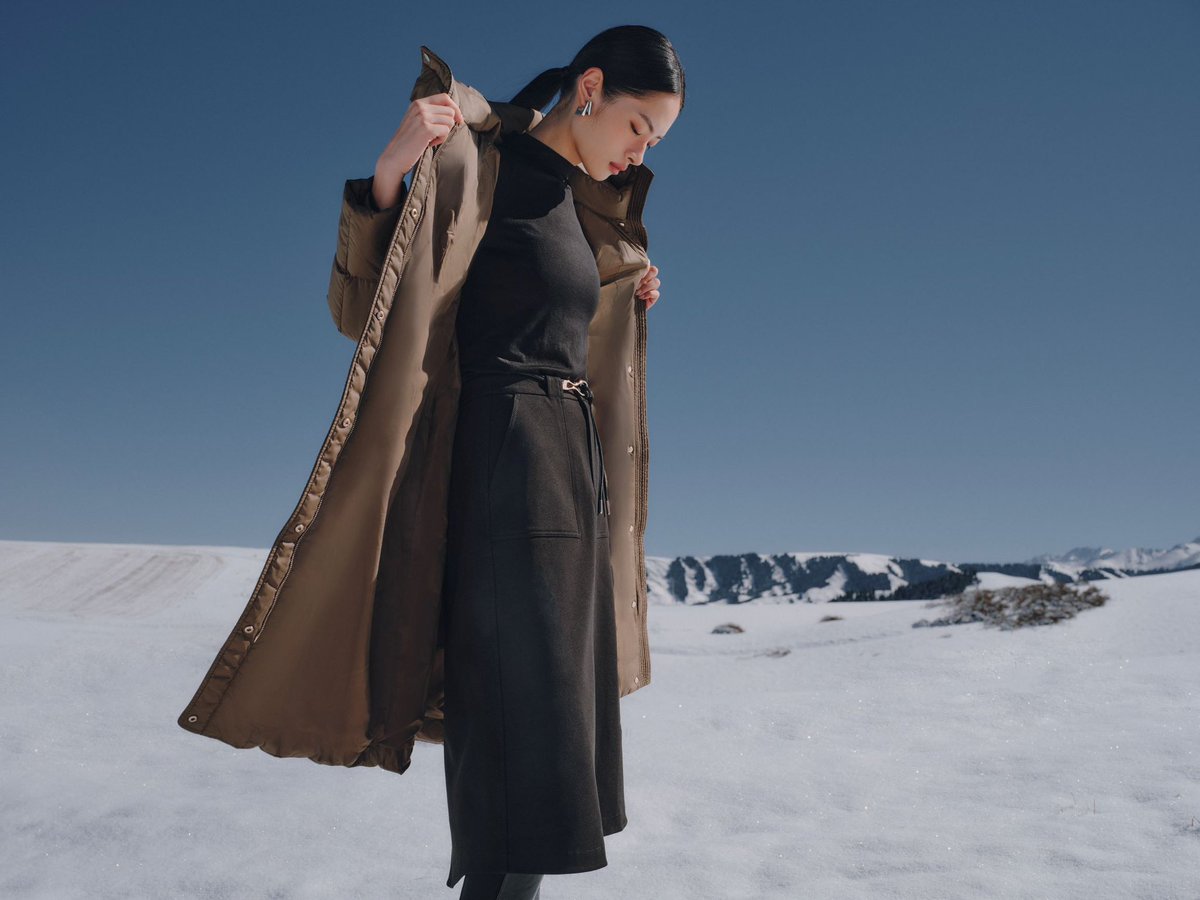 juzui_official's tweet photo. 𝐉𝐔𝐙𝐔𝐈 2024 Winter Down Collection
Draw from the natural olive green, create a retro fashion sense.
Walk in the beautiful snow scenery of winter, fill the warmth with fluffy down, release your inner with softness.
#JUZUI #winter #Christmas #fashion #2024winter https://t.co/d3yPKxm22D