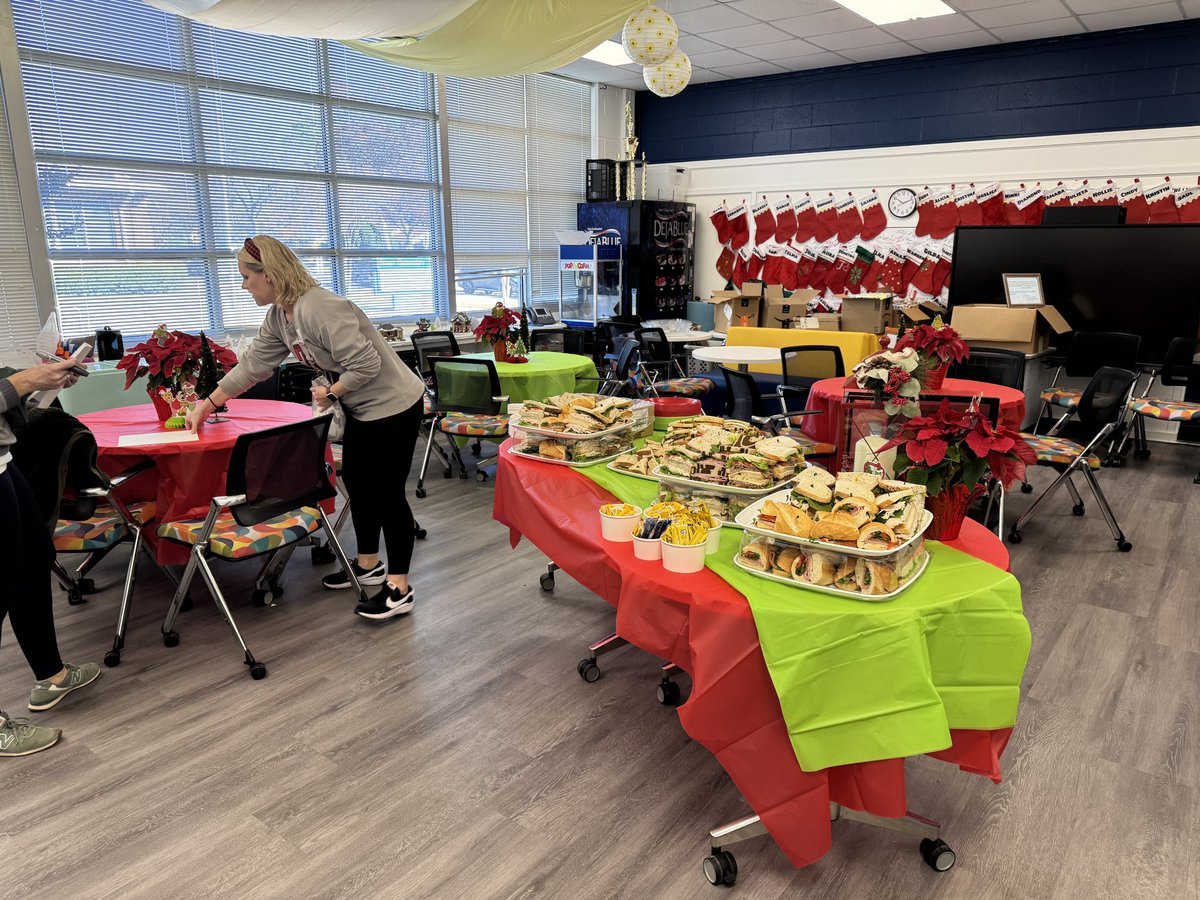 Jenn Balch (@balch_jenn) on Twitter photo Thank you <a href="/BowiePta/">Bowie_pta</a> and <a href="/MohawkColts/">Mohawk Elementary</a> for spoiling our teachers with a holiday lunch today! #risdbetheone <a href="/DoverElementary/">Dover Elementary</a> Thank you <a href="/BowiePta/">Bowie_pta</a> and <a href="/MohawkColts/">Mohawk Elementary</a> for spoiling our teachers with a holiday lunch today! #risdbetheone <a href="/DoverElementary/">Dover Elementary</a>