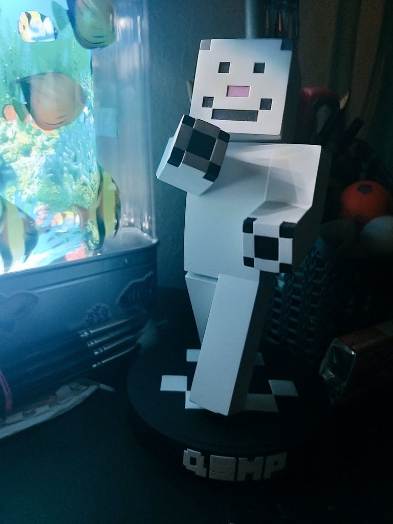 CrayolaLaLoca's tweet photo. Gente se me olvido presumir mi figura de cucurucho, ya tiene rato que la tengo😅

 #qsmp https://t.co/9bNDzmxGGe