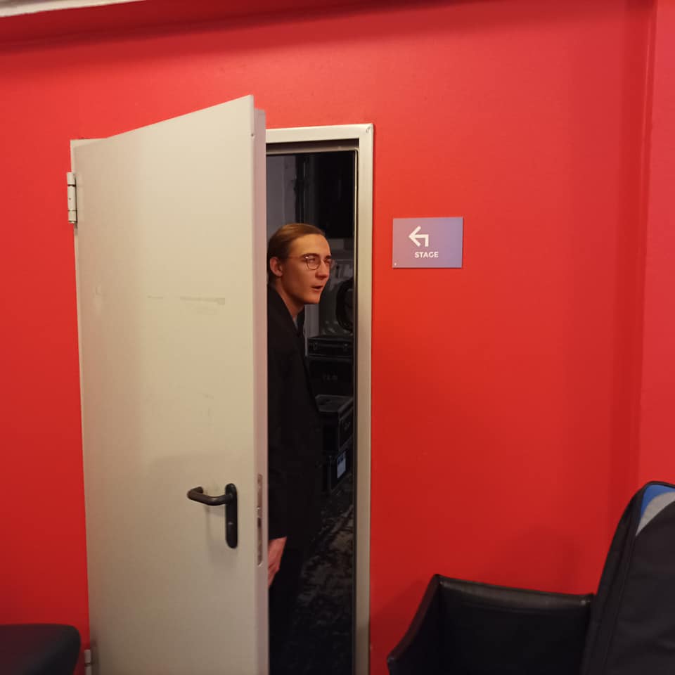 Pinn Dropp tweet media