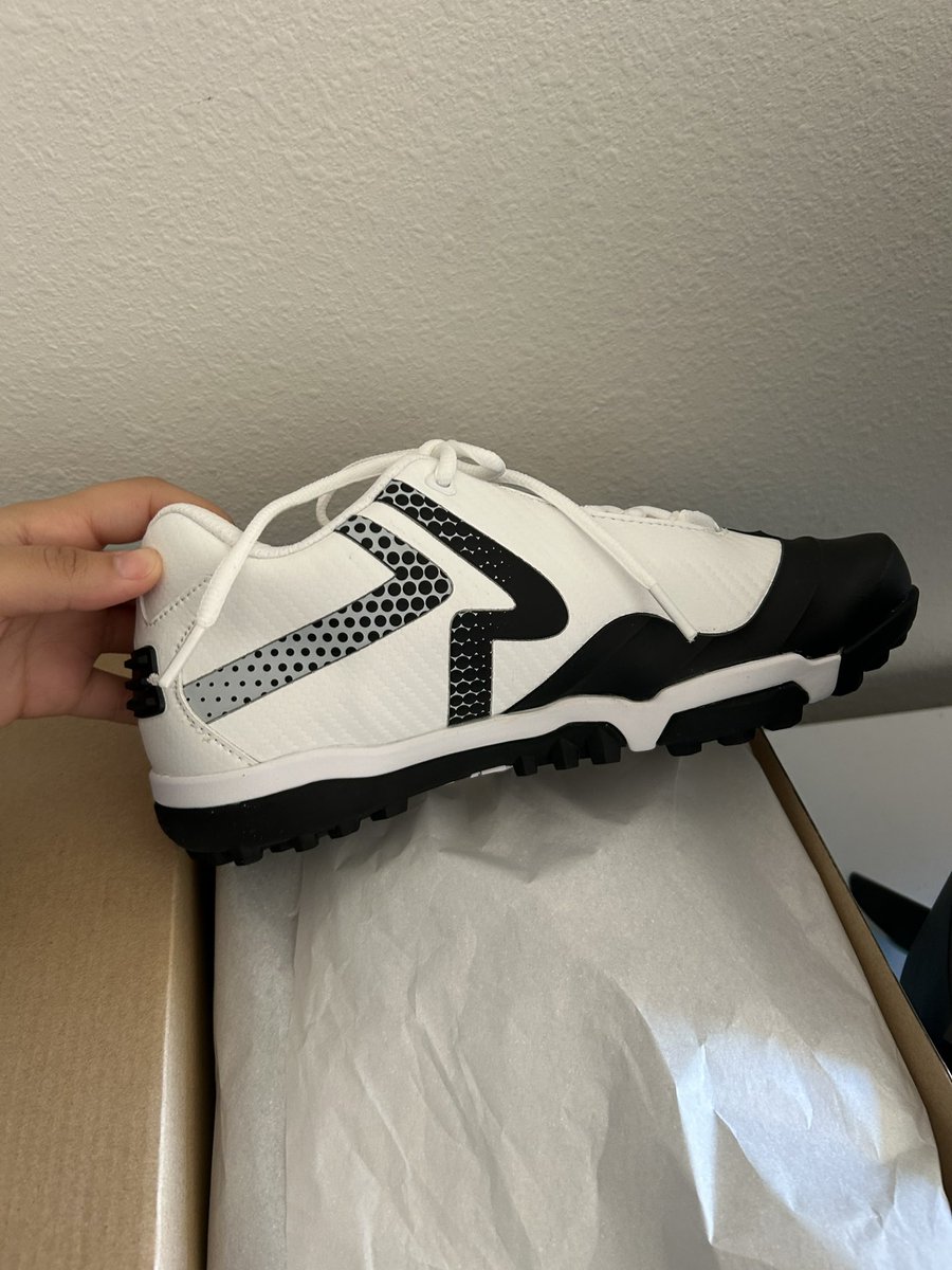 <a href="/RIPITSports/">RIP-IT</a> Super excited to try out my new turfs I got sent! They look great! <a href="/Ringor/">RINGOR</a>