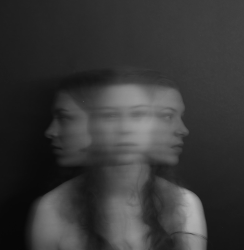 bethanylynnjay's tweet photo. It doesn’t seem to matter what type of abuse a victim has experienced. Whether it’s cultic abuse, coercive control, grooming, emotional abuse, or adult clergy sexual abuse, it is there.

The victim is haunted by it.

It is part of what keeps them trapped for so long.

It is what often drives their shame and self-blame.

It is confusion.

“Why didn’t I say anything?”

“Why didn’t I tell them no?”

“Why did I keep their secret?”

“Why did I go along with it?”

“Why couldn’t I see what was happening?”

“I just don’t UNDERSTAND.”

This confusion is a primary tool of the abuser.

Abusers intentionally cultivate confusion in their victims as a key tactic for maintaining and entrenching their control.

I talk about what this can look like over on my blog: https://t.co/1YUJDWVHFQ

#coercivecontrol #spiritualabuse #domesticviolence #cults #abuse