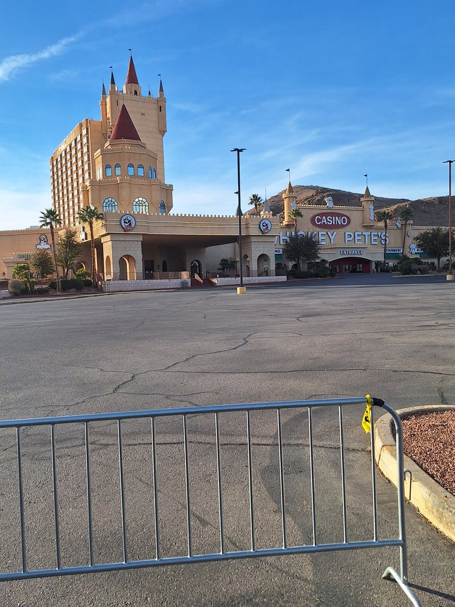 John Mehaffey (@john_mehaffey) on Twitter photo Whiskey Pete's is officially closed. The parking lot is barricaded. An employee told me it happened Tuesday. I will write more about it and other Primm info by tomorrow and reply to this thread with the link. Whiskey Pete's is officially closed. The parking lot is barricaded. An employee told me it happened Tuesday. I will write more about it and other Primm info by tomorrow and reply to this thread with the link.