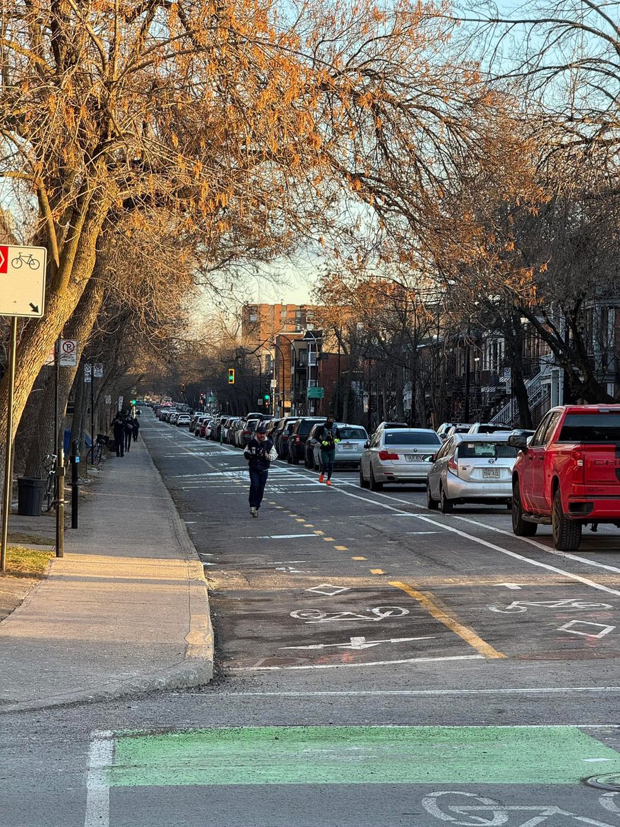 L’automobiliste de Montréal tweet media