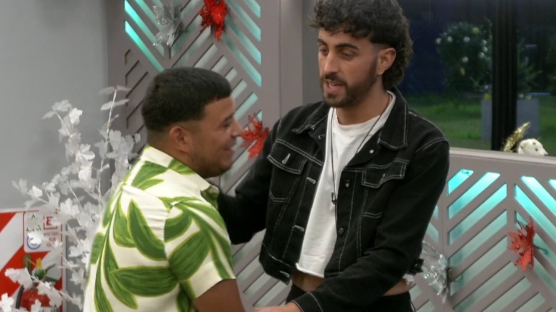 TronkOficial's tweet photo. ULISES LE PIDE DISCULPAS A BRIAN POR TRATARLO DE MISÓGINO

- Esto fue después de que toda la casa saltó a desmintir a Ulises y a valorar las actitudes de Brian

#GranHermano