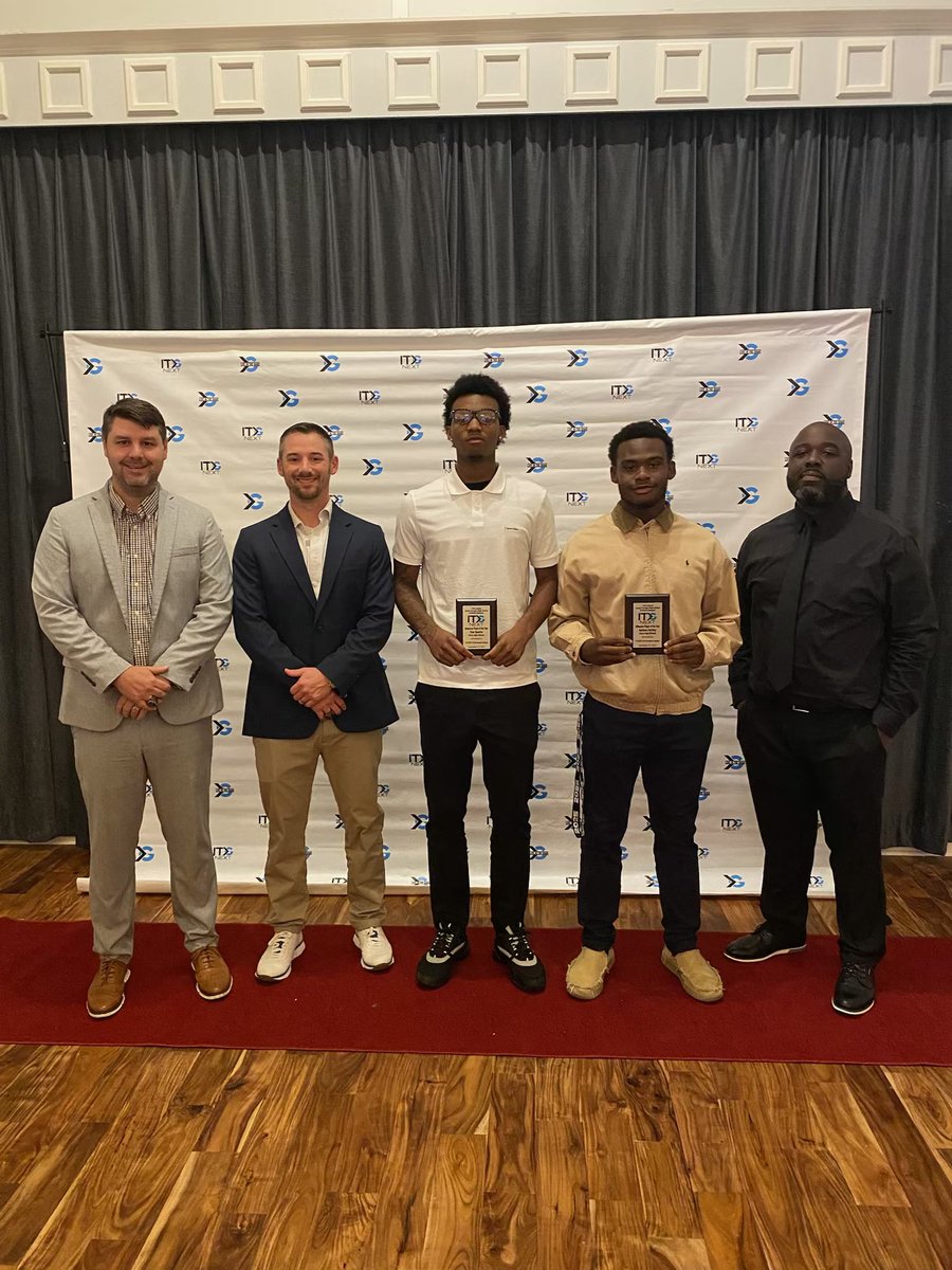 Kiel Sparks (@kiels_14) on Twitter photo extremely blessed to get *offensive* player of the year <a href="/Coach_Rodgers44/">Tyler Rodgers</a> <a href="/EricDevoursney/">@coachdevo</a> <a href="/coachspurley56/">Coach Spurley</a> extremely blessed to get *offensive* player of the year <a href="/Coach_Rodgers44/">Tyler Rodgers</a> <a href="/EricDevoursney/">@coachdevo</a> <a href="/coachspurley56/">Coach Spurley</a>