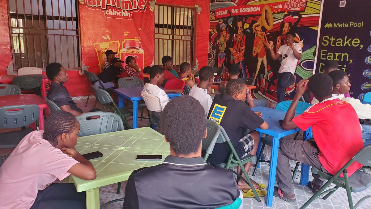 don_zee10's tweet image. In the spirit of the season, we gathered to reflect &amp;amp; reminisce on our 2024 experience so far.
We expressed our peak and trough moment in #Web3. Together we  learnt better ways to navigate through similar scenarios via notable platforms like @meta_pool.

#Blockchain #DeFiChain