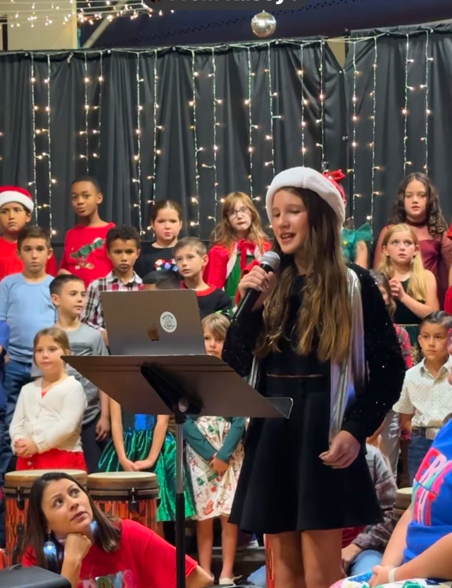 GFESWildcats's tweet photo. Mrs. Lopez and the specials team put together the most amazing Christmas program! Our kindergarteners and 3rd graders did an amazing job! They also had a few 5th graders join them! Way to go, Wildcats! Mrs. Lopez is just the best and brings out the best in everyone! 🎄🎅🏻🎵🎶 https://t.co/bScWAP0sxw