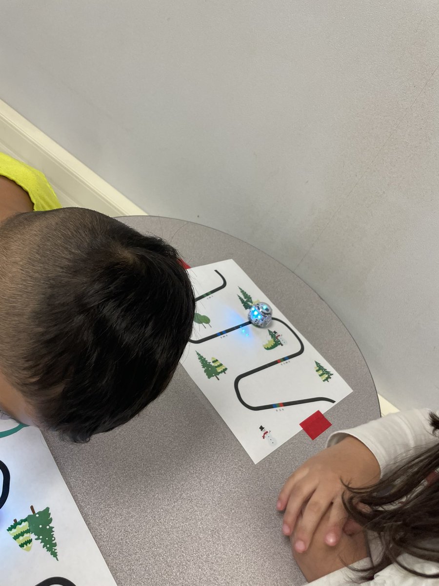 Students learned about the weather and helped <a href="/Ozobot/">Ozobot</a> travel down a slope. <a href="/NISDMichael/">Michael Elementary</a>  <a href="/NISDSTEMLabs/">NISD STEM Labs</a>