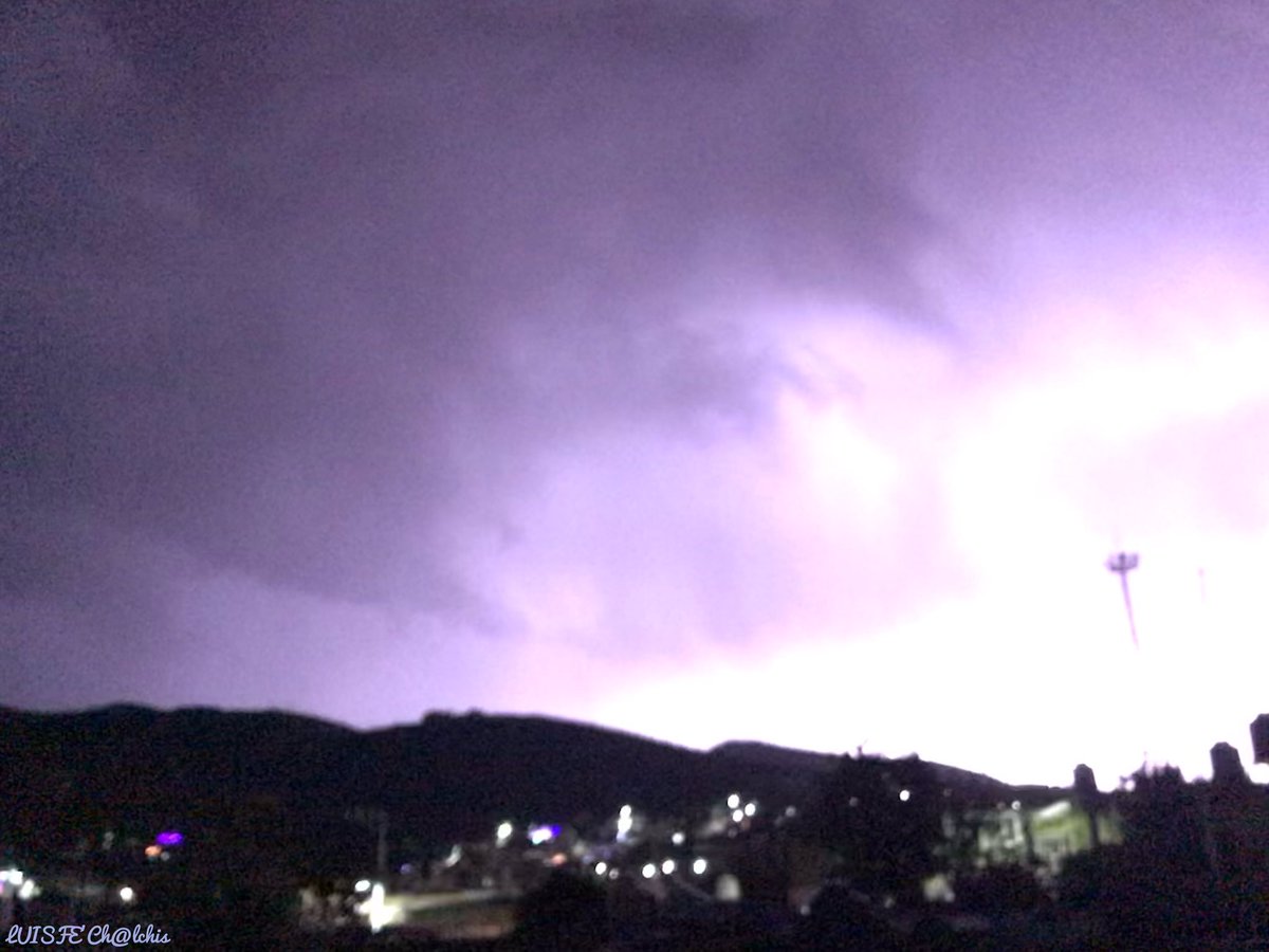 Una mirada del cielo, hoy en Chalchihuites!! <a href="/mendezraq/">RAQUEL MÉNDEZ AVALOS</a> #ClimaAlAire <a href="/nmas/">NMás</a>