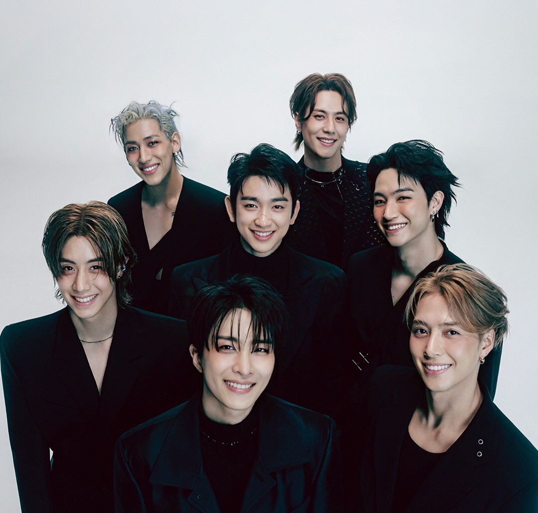 Iyaiya, ini kita senyum ya -GOT7