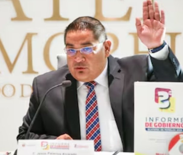 la_grenitas's tweet photo. Oigan qué chngadera con el Alcalde Morenista de Ecatepec, mientras los trabajadores llevan ya 36 horas bloqueando Avenidas para que les hagan caso, el qlero se gastó 2.5 millones de pesos en la fiesta de 15 años de su hija y hasta contrató al Mimoso, no tienen mdre estos kbrones https://t.co/9gFkP98cYY